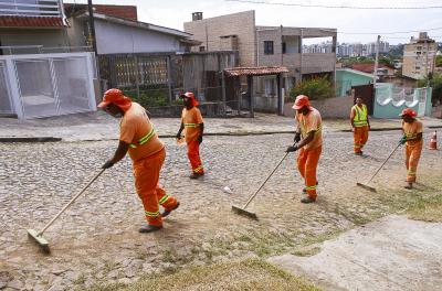 Prefeitura divulga programação de capina e roçada desta quinta