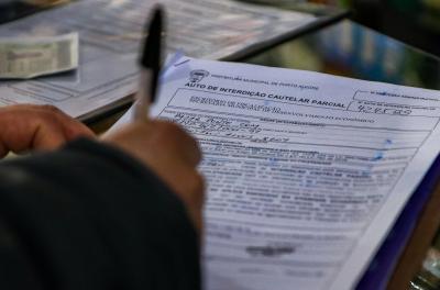 Fiscalização interdita oito lojas da Azenha por descumprimento de regras do comércio