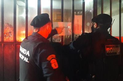 Guarda Municipal interdita três locais durante a madrugada