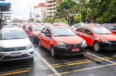 Propostas para aplicativo do serviço de táxi serão conhecidas no dia 3 de novembro