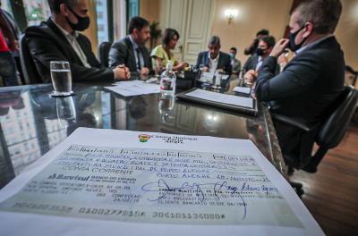 Prefeito recebe integrantes da Mesa Diretora da Câmara Municipal