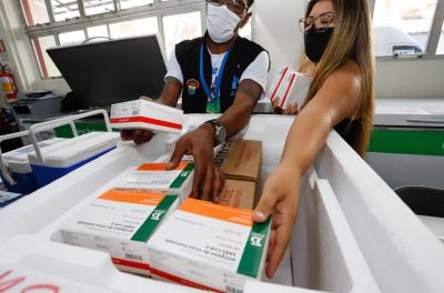 Saúde recebe mais 9,2 mil doses da vacina Coronavac 