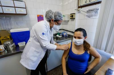 Vigilância alerta gestantes sobre importância de vacinar contra gripe