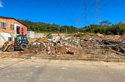 PGM retoma imóvel do MunicÃpio na Zona Leste