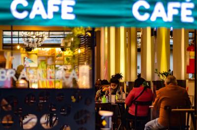 Novas atividades comerciais e de serviços terão licenciamento urbanÃstico simplificado em até 20 dias