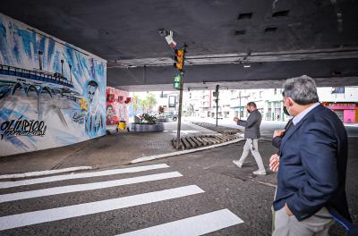 Prefeito vistoria melhorias feitas na Elevada da Conceição