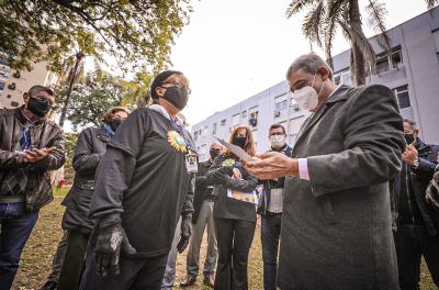 Porto Alegre ganha a primeira prefeita da praça, tÃtulo dado ao cidadão que cuida do equipamento público