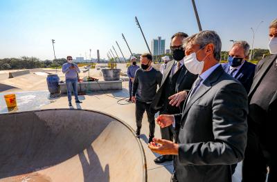 Prefeitura recepciona embaixador de Portugal com roteiro pela Orla do GuaÃba