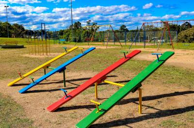 Brinquedos recuperados na Praça Edgar Graeff