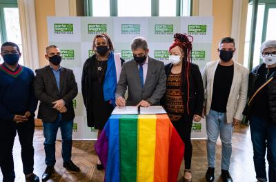 Sancionada lei que inclui o Dia da Visibilidade Bissexual no calendário do municÃpio