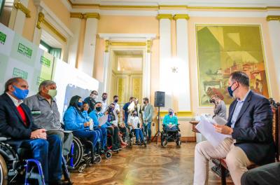 No Dia Nacional do Atleta ParalÃmpico, Prefeitura presta homenagem aos desportistas