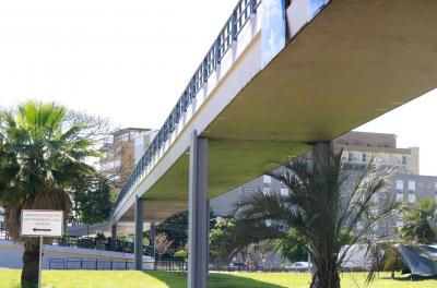 Prefeitura conclui revitalização da passarela da Rodoviária