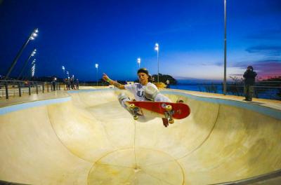 Skatistas mulheres foram as primeiras a testar a pista de skate do trecho 3 da Orla