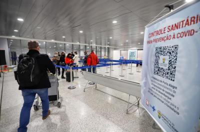 testagem Covid-19 no aeroporto