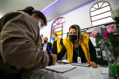 assinatura de contrato