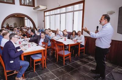 reunião-almoço
