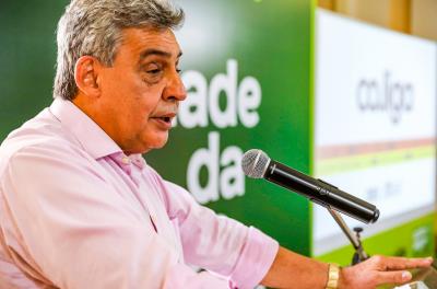 Melo participa da marcha em defesa dos municÃpios