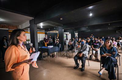 Programa gratuito irá capacitar 500 mulheres empreendedoras
