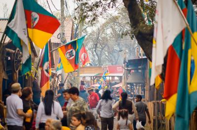 O Acampamento Farroupilha ocorre de 7 a 20 de setembro