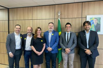 Vice-Prefeito Ricardo Gomes visita Ministério da Infraestrutura em agenda sobre a nova ponte do GuaÃba