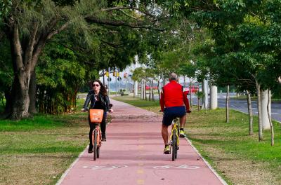 reunião com entidades de educação sobre rede cicloviária 