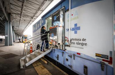 Unidade móvel vacinação