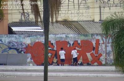 Centro Integrado de Comando flagra pichações na Cidade Baixa