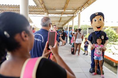 Volta às aulas movimenta escolas de Ensino Fundamental em Porto Alegre