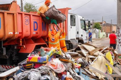 Bota-Fora coleta mais de 34 toneladas de resÃduos em fevereiro