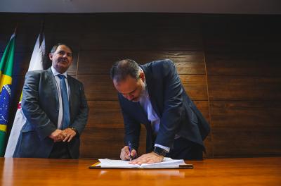 Sossmeier assume como prefeito em exercÃcio até quinta
