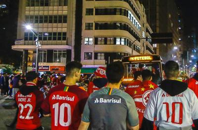 Linha F993 Futebol tem saída no Largo Glênio Peres