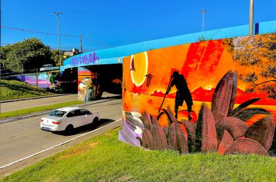 Viaduto da avenida Teresópolis ganha intervenção artÃstica