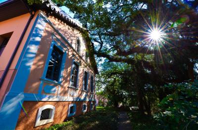 Serão apresentados os três patrimôniOs patrimônios arquitetônico, natural e documental serão apresentados na visita