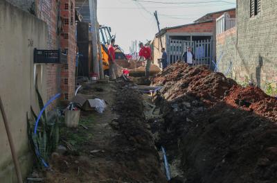 Implantação de rede água na Vila Laranjeiras