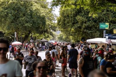 Feriado de Corpus Christi terá feira de artesanato e artes plásticas no Bom Fim