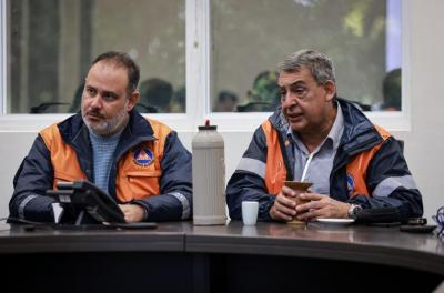 Prefeito determina obras emergenciais em escolas e fechamento de depósitos