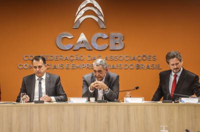 Melo defende Reforma Tributária sem aumento de impostos e perda da autonomia dos municÃpios