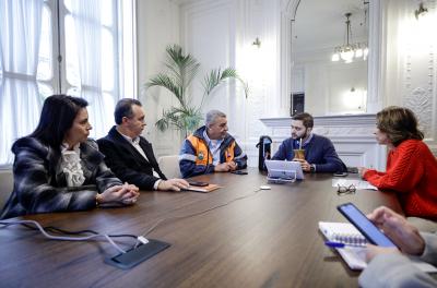 Prefeito trata de pautas compartilhadas em reunião com governador em exercÃcio