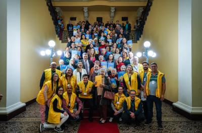 Prefeitura entrega matrÃculas para 150 moradores do CondomÃnio Guapuruvu