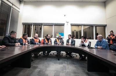 Prefeito recebe governador