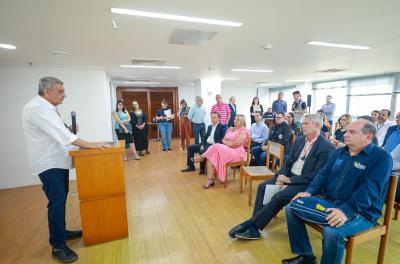 Sancionada lei que recomenda três horas-aula de Educação FÃsica nas escolas municipais