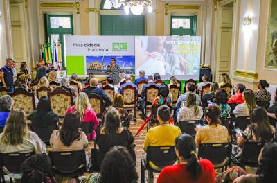 Assinado termo que amplia rede de apoio à s mulheres vÃtimas de violência