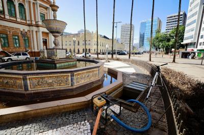 limpeza no paço municipal