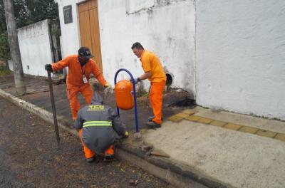 DMLU instala mais de 100 lixeiras pós-enchente