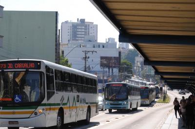 trânsito na cidade