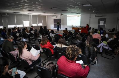 Hanseníase é tema de capacitação para profissionais das unidades de saúde