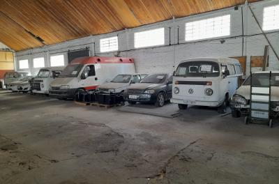 LEILÃO DE AUTOMÓVEIS. FOTO: SMAP/PMPA