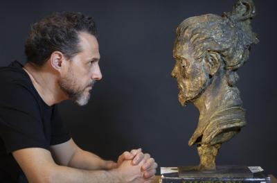 Museu de Arte do Paço inaugura exposição sobre a relação entre o ser humano e a tecnologia