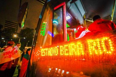ônibus futebol