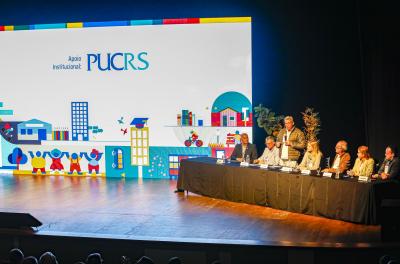 PolÃticas públicas pautam o primeiro dia da 7ª Conferência Municipal de Porto Alegre